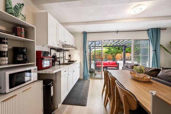 Casa de vacaciones para 3 personas, con vistas y jardín - 1