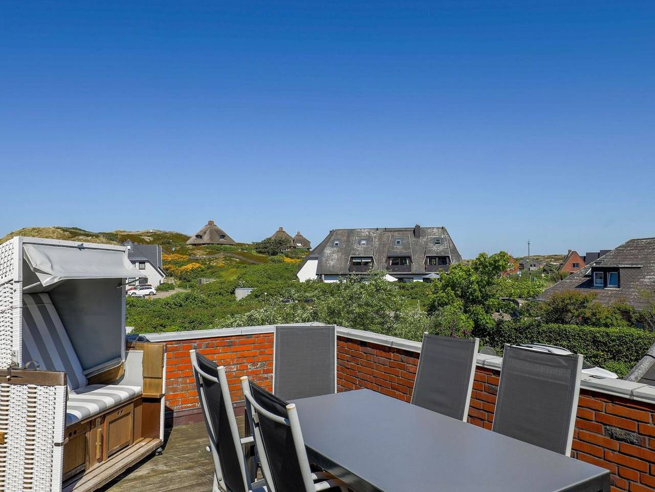 Ganze Ferienwohnung, Marianne - Großzügiges Appartement für bis zu 6 Personen im Herzen von Hörnum. in Hörnum, Sylt