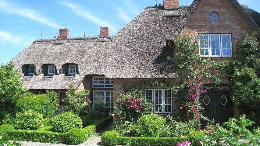 Ferienwohnung für 4 Personen, mit Terrasse und Garten in Borgsum
