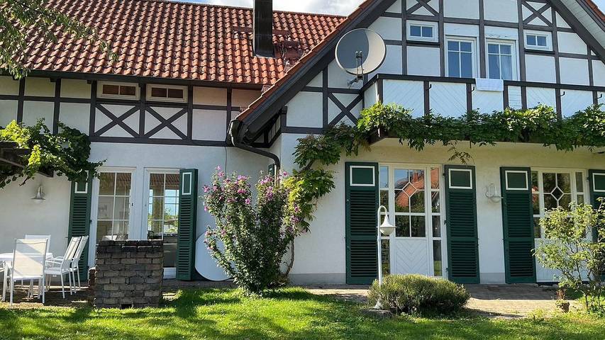 Ferienhaus für 10 Personen, mit Garten - 1