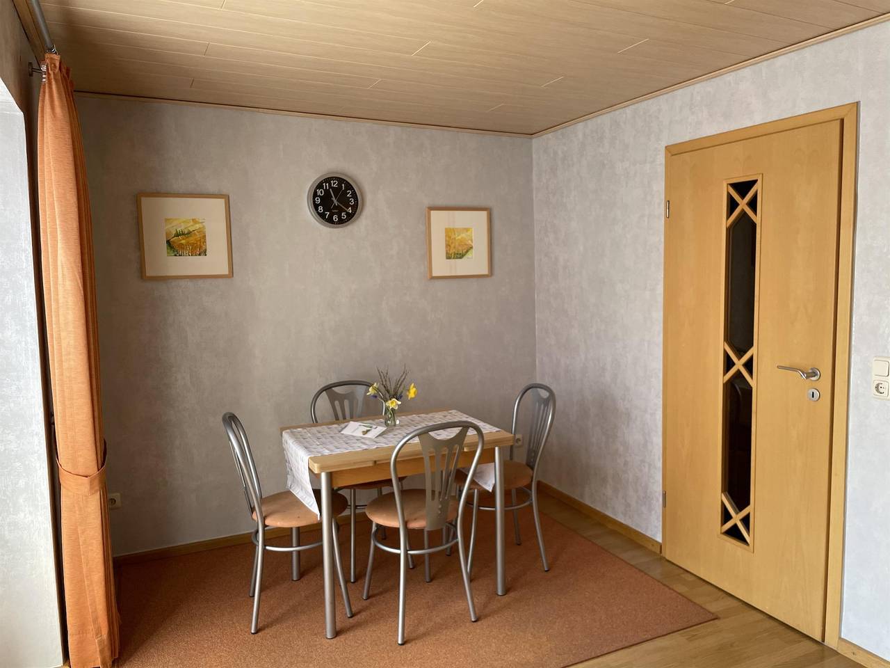 Ganze Ferienwohnung, 4-Bettwohnung Hochgewächs in Klüsserath, Moseleifel