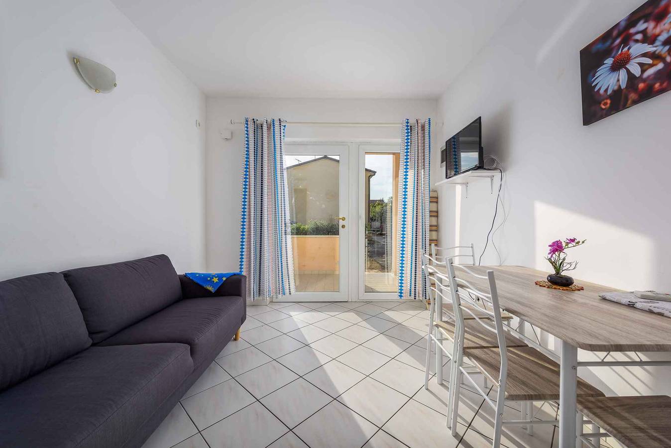 Ganze Ferienwohnung, Ferienwohnung mit Klimaanlage in der Nähe des Meeres  in Lovrecica, Umag und Umgebung