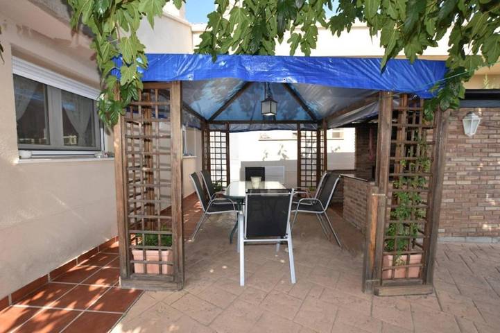 Albergue para 18 personas, con piscina además de vistas y jardín, Se admiten mascotas en Condado de Cocentaina - 3