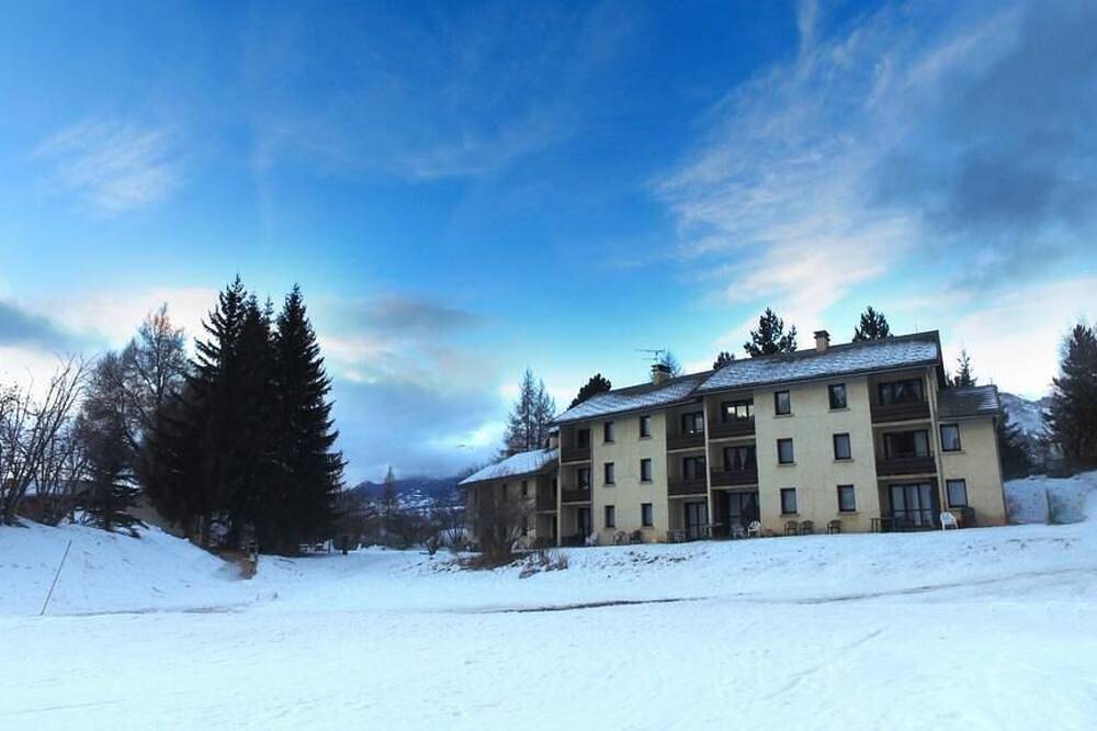 Ganze Wohnung, Swimming pool, sauna, hammam, parking, tv, ski locker, 35m², Saint-Léger-les-Mélèzes in Saint-Léger-les-Mélèzes, Nationalpark Écrins