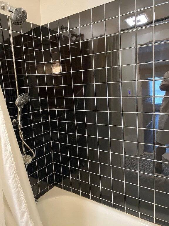 Ganze Wohnung, Private Top Floor in Historic Home in Kenton County