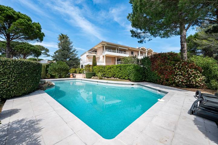 Appartement de vacances pour 3 personnes, avec terrasse et piscine