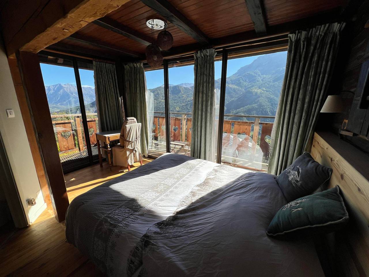 Chalet de standing 14 pers avec sauna, proche télécabine et grande terrasse à Pra Loup in Pra-Loup (station de ski), Pra-Loup