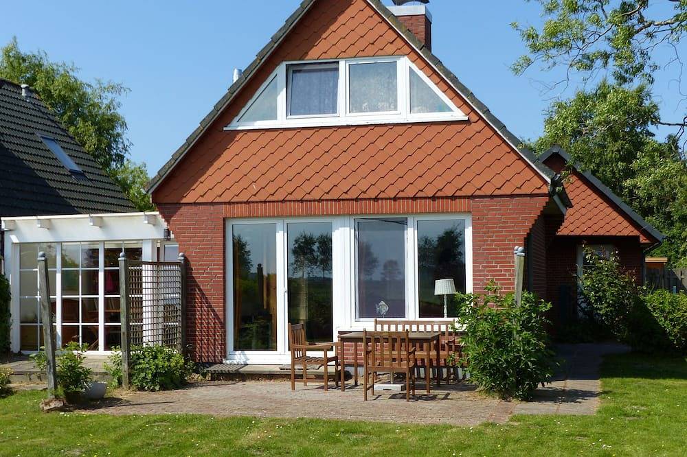 Strandnahes Cottage an der Aue**Wintergarten*Kachelofen* 3 Terrassen*Strandkorb* in Hundestrand Kalifornien, Schönberg