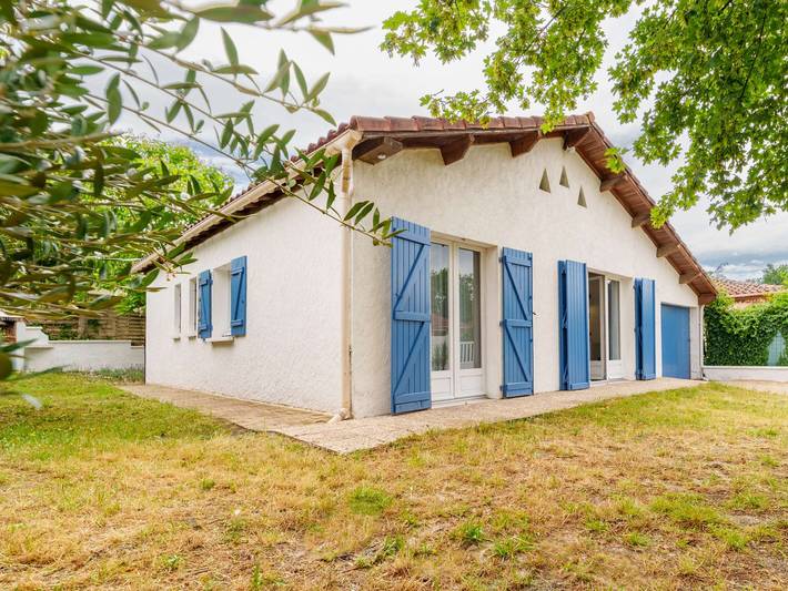 Casa en Biscarrosse para 6 personas con gran terraza, jardín, y equipada para familias. in Biscarrosse (pueblo), Biscarrosse