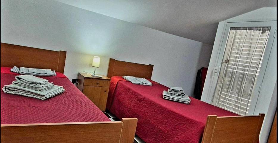 Gîte pour 4 personnes, avec vue et terrasse à Scoglitti - 2