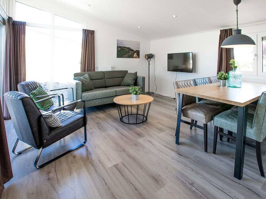 Duinlodge 4 + 2 in Noordwijk, Niederländische Nordsee