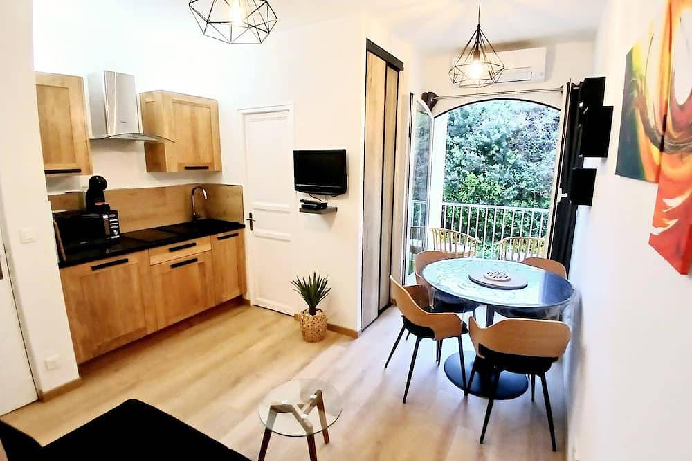 Apartamento entero, Gites-sassone, Studio Entre Calvi et L'ile Rousse, au Bord de mer in Sant Ambroggio, Lumio