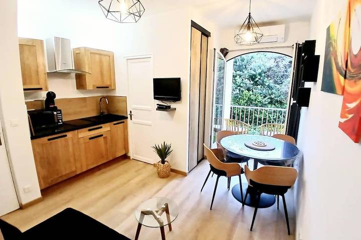 Apartamento entero, Gites-sassone, Studio Entre Calvi et L'ile Rousse, au Bord de mer in Sant Ambroggio, Lumio
