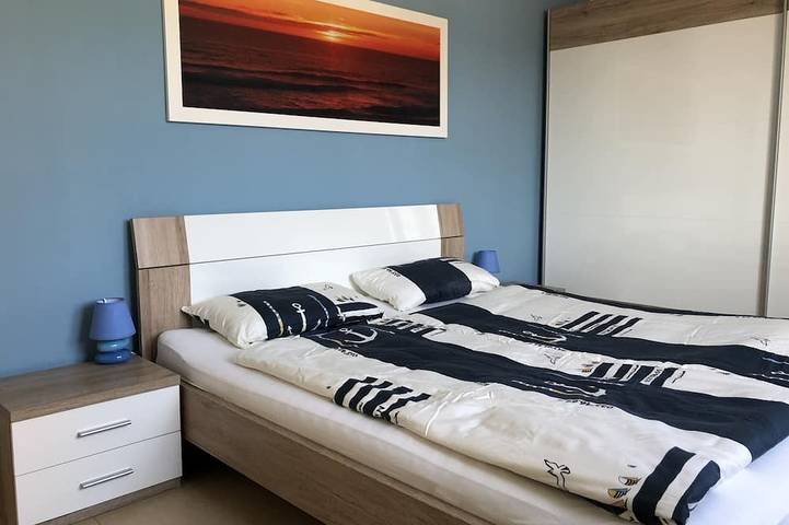 Ganze Wohnung, Ferienwohnung für 2 bis 4 - nur wenige Schritte vom Ostseestrand entfernt in Dierhagen Strand, Dierhagen