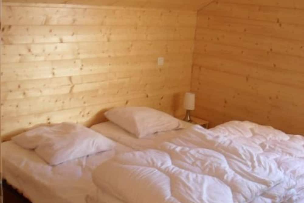 Chalet 6/8 personnes cadre calme et agréable in Champdray, Saint-Dié-des-Vosges