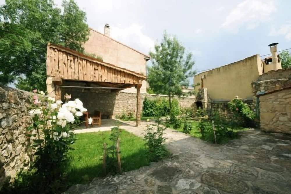 Casa rural (alquiler íntegro) El Fresno para 10 personas in Arcones, Provincia de Segovia