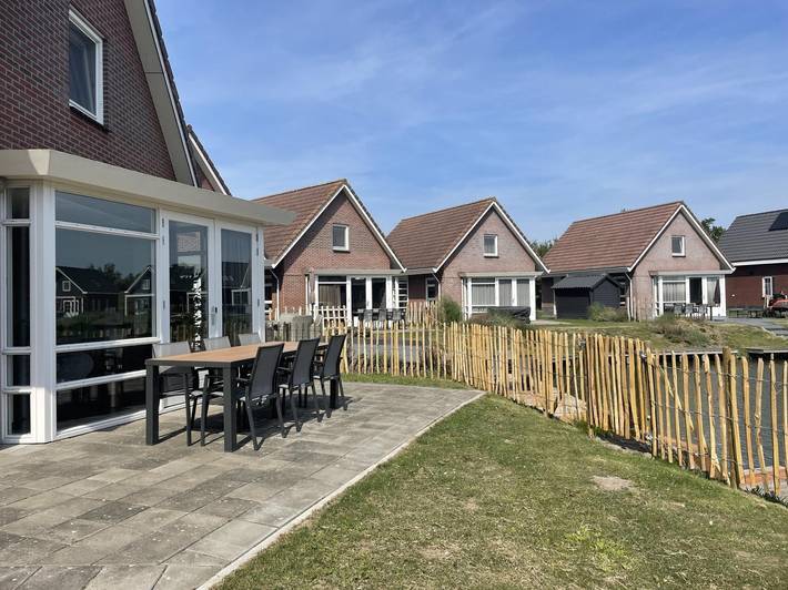 Vakantiehuis voor 5 personen, met terras en balkon/terras in Medemblik