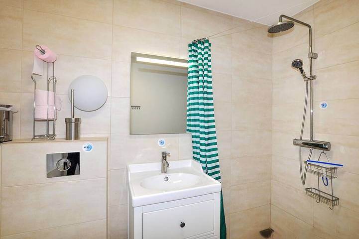 Location de vacances pour 2 personnes, avec piscine et terrasse à Taulis - 3