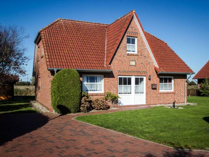 Ferienhaus für 8 Personen, mit Terrasse und Garten sowie Sauna