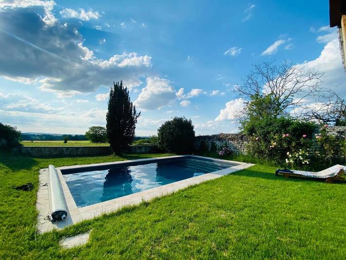 Location de vacances pour 10 personnes, avec jardin ainsi que vue et piscine à Berrie - 3