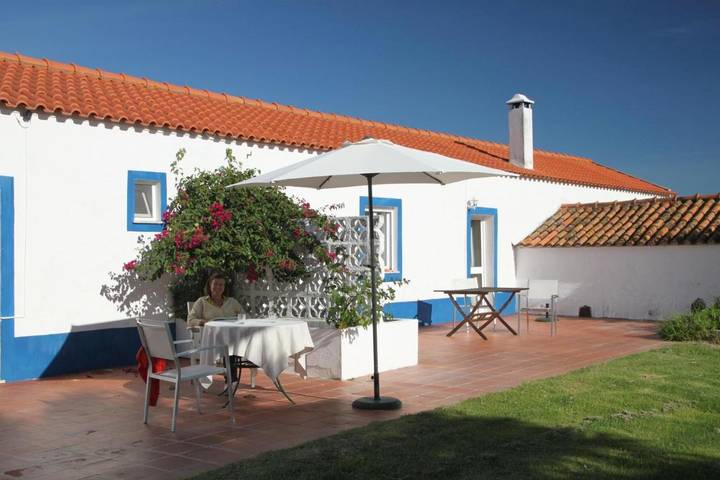 Gîte pour 6 personnes, avec vue sur le lac et vue ainsi que piscine et jardin à Évora - 2