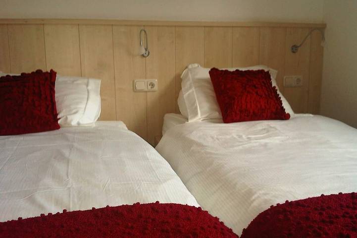 Chalet für 8 Personen, mit Balkon und Garten sowie Sauna in Hinterglemm - 4