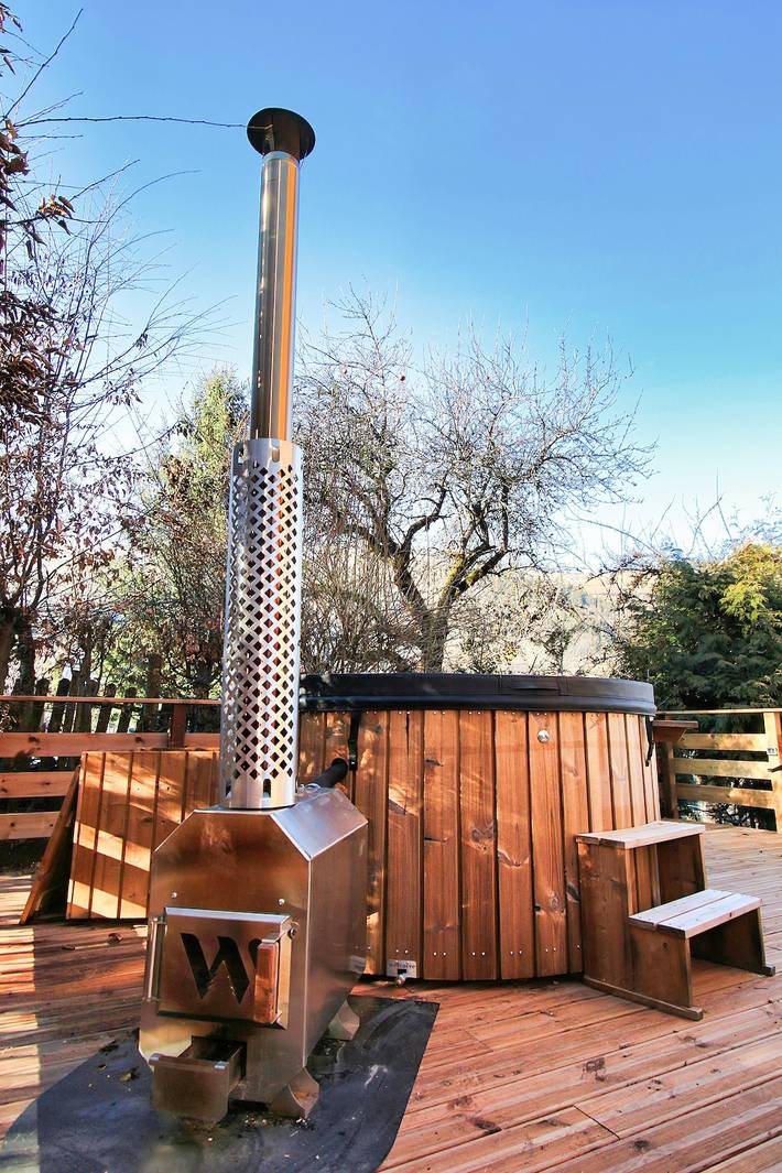 Location de vacances pour 23 personnes, avec jardin ainsi que terrasse et sauna dans Doucy-Combelouvière - 4