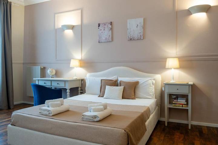 Location de vacances pour 2 personnes, avec Terrasse à Pignerol