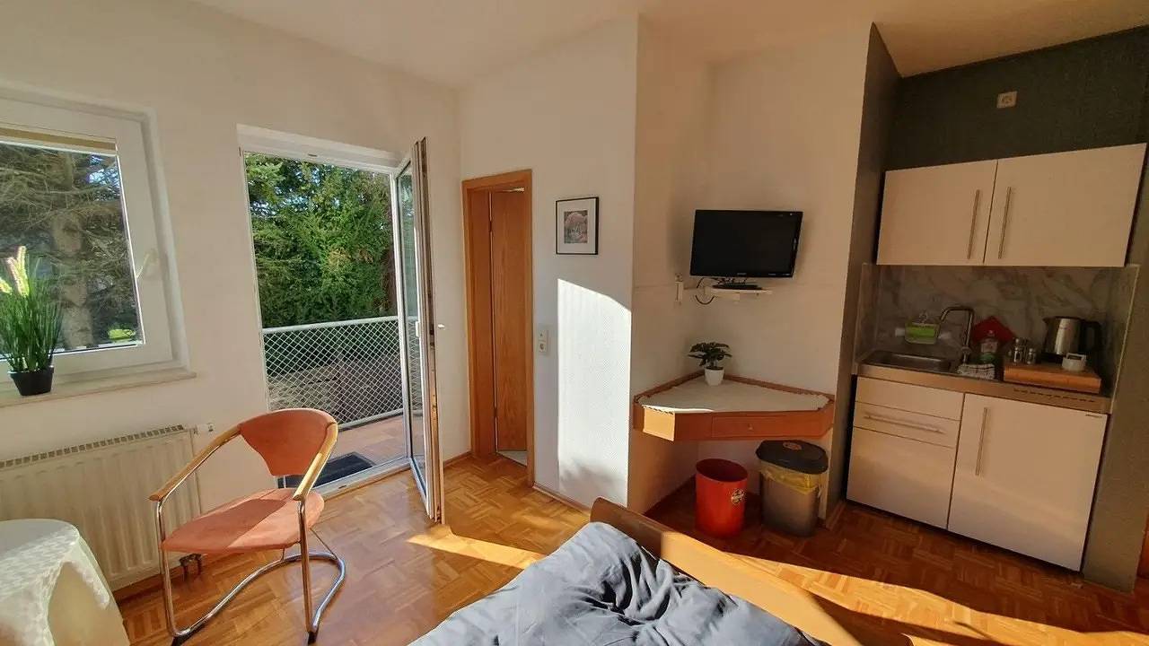 Ganze Ferienwohnung, Ferienwohnung für 2 Personen (25 m²) in Zwingenberg in Zwingenberg, Bergstraße