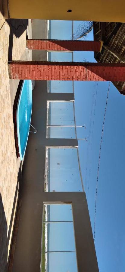 Casas e apartamentos de temporada para 12 pessoas, com jardim e vista e ainda piscina, com animais de estimação em Peruíbe