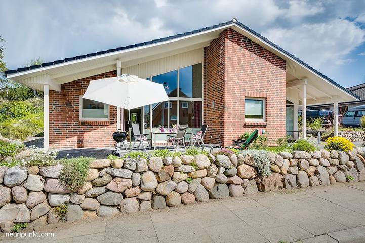 Ferienhaus für 4 Personen, mit Sauna und Terrasse sowie Garten - 1