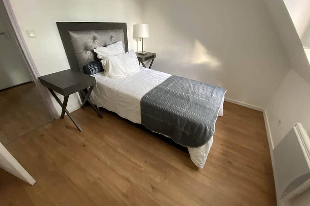 Ganze Wohnung, Venez Dormir Dans Lancien Hospice Duzerche in Uzerche, Tulle und Umgebung