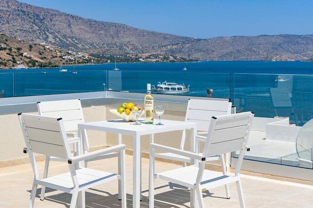 Entire apartment, Naiades Village Elounda in Elounda, Lasithi