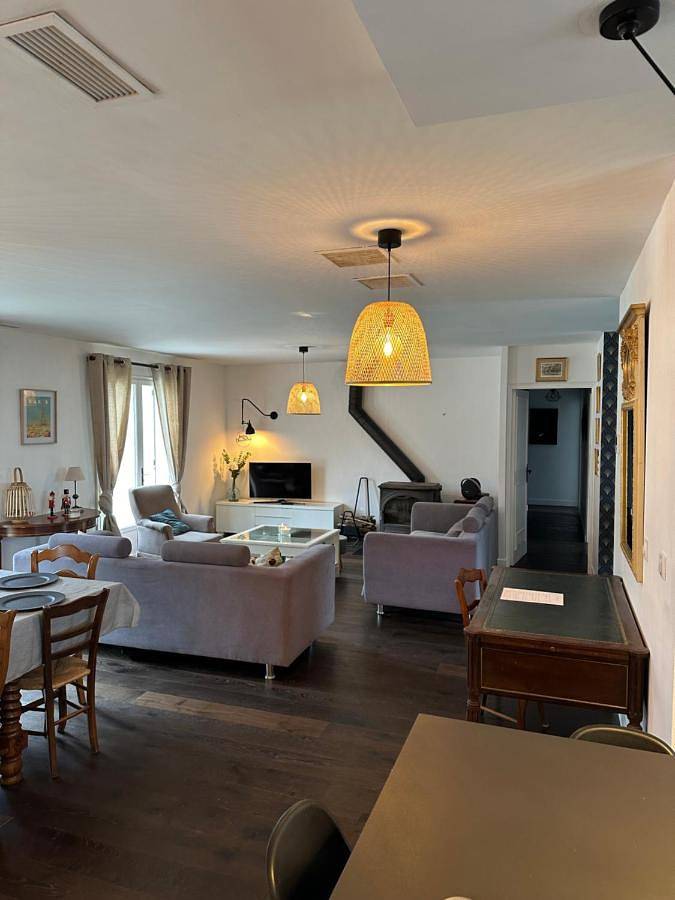 Villa pour 10 personnes, avec jardin ainsi que piscine et vue