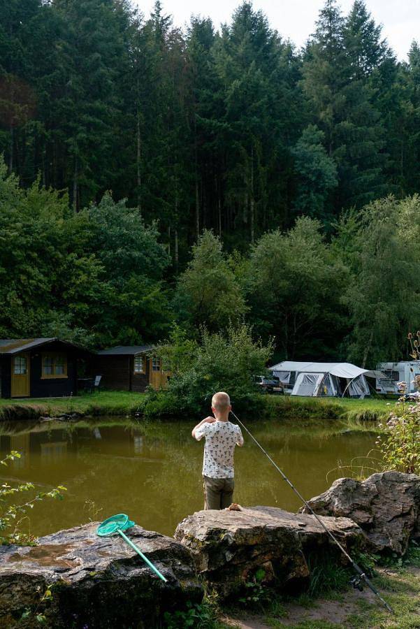 Camping für 6 Personen, mit Terrasse und Pool in Rheinland-Pfalz