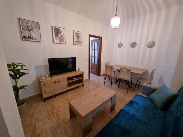Holiday apartment for 5 people, with balcony - 1