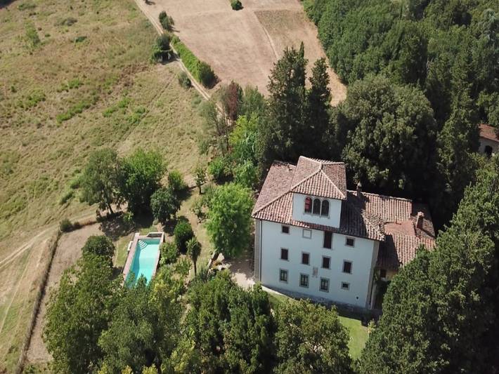 Casa vacanza per 14 persone, con Giardino e Piscina a Rignano sull'Arno