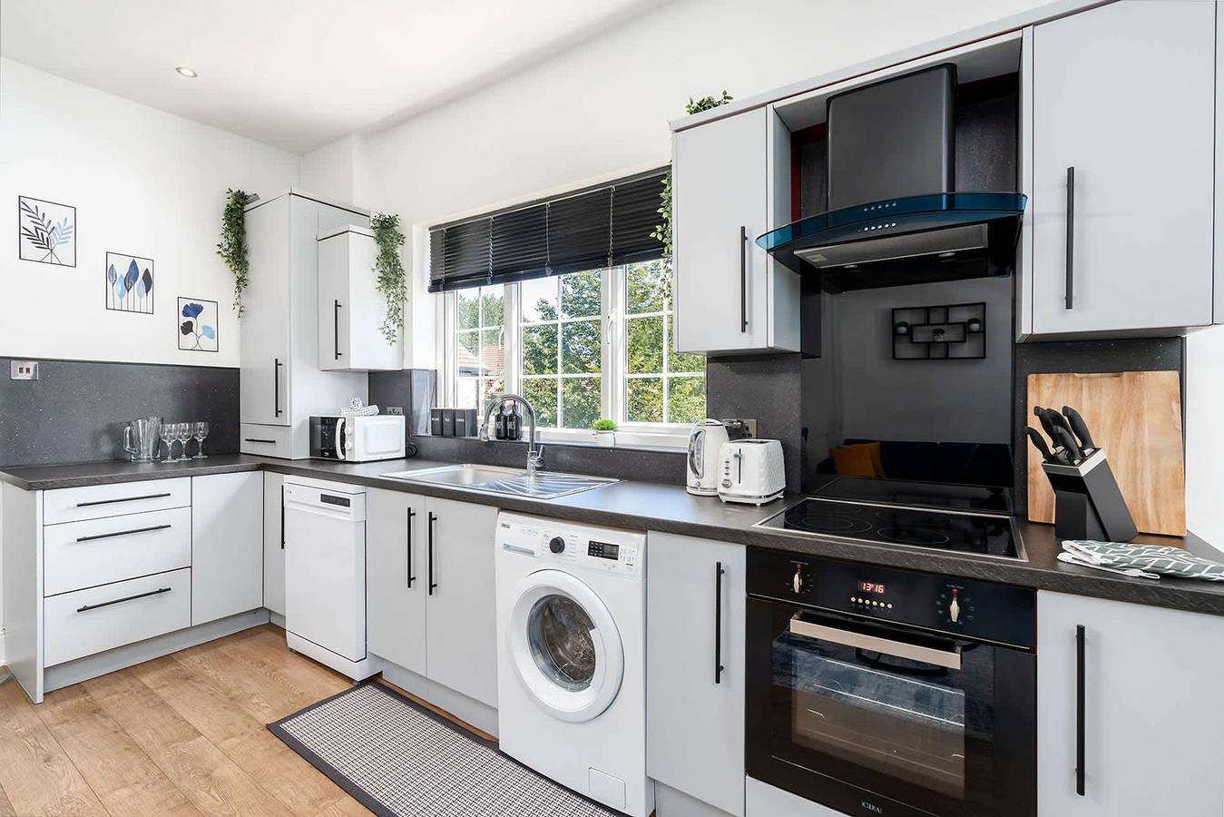 Entire apartment, Perfect for Long Stays   New    Modern 1Br Apartment in South Yorkshire