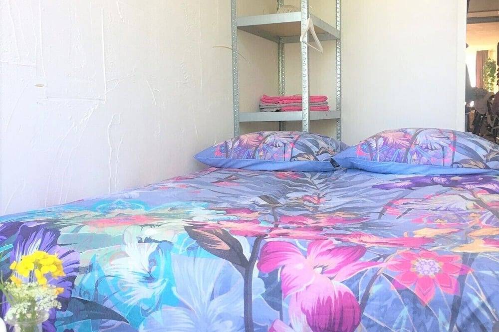 Bed'njoy clean cozy and central with astonishing view in Dutch Coast