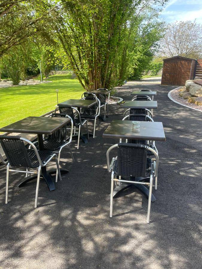 Double Room with Private Bathroom in Lussac-les-Châteaux, Vienne (France)