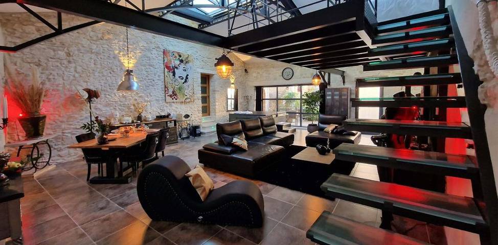 Hôtel pour 4 personnes, avec jardin ainsi que vue et sauna à Vézénobres - 3