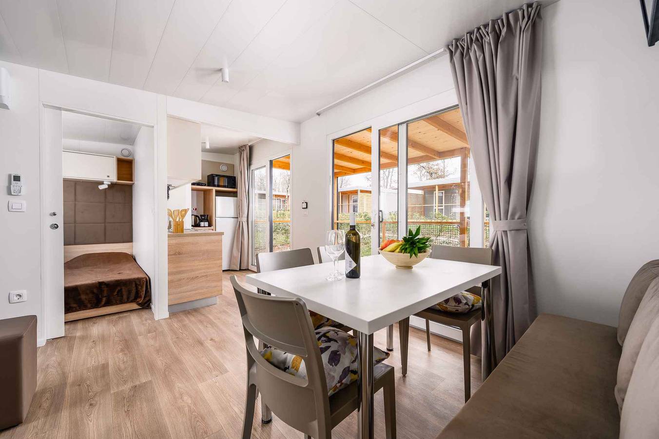 Ferienhaus mit Terrasse und Klimaanlage in Lovrecica, Umag und Umgebung