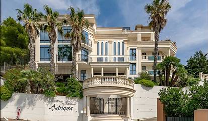 Gîte pour 4 personnes, avec sauna ainsi que jacuzzi et terrasse, animaux acceptés à Carry-le-Rouet