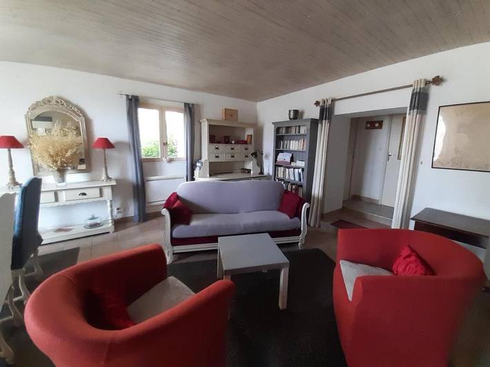 Location de vacances pour 2 personnes, avec jardin à Lussac - 3