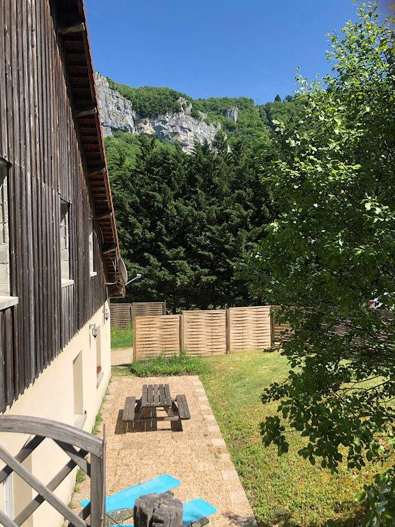 Gîte pour 7 personnes, avec jardin et terrasse à Les Planches-près-Arbois