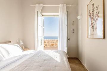 Villa for 14 People in Stoupa, Messenian Gulf, Photo 1