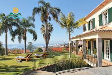 Villa voor 10 Personen in Funchal (Santa Luzia), Madeira, Afbeelding 1