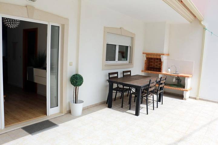 Casa rural para 8 personas, con Balcón y Terraza además de Jardín y Piscina en Nazaré - 3