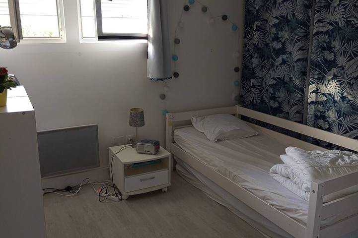 Cosy house close to beaches and shops. garden, above-ground pool, terrace in Royan, Côte de Beauté