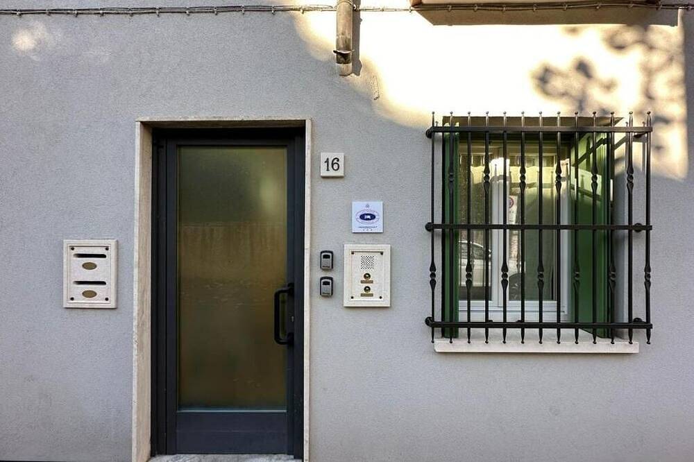Mirandola House in Contrà Sant 'Andrea in Vicenza, Vicenza Provinz